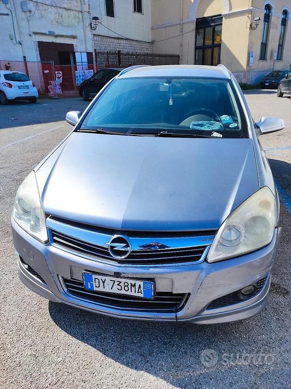Usata Opel Astra 2009 Grigio Station wagon