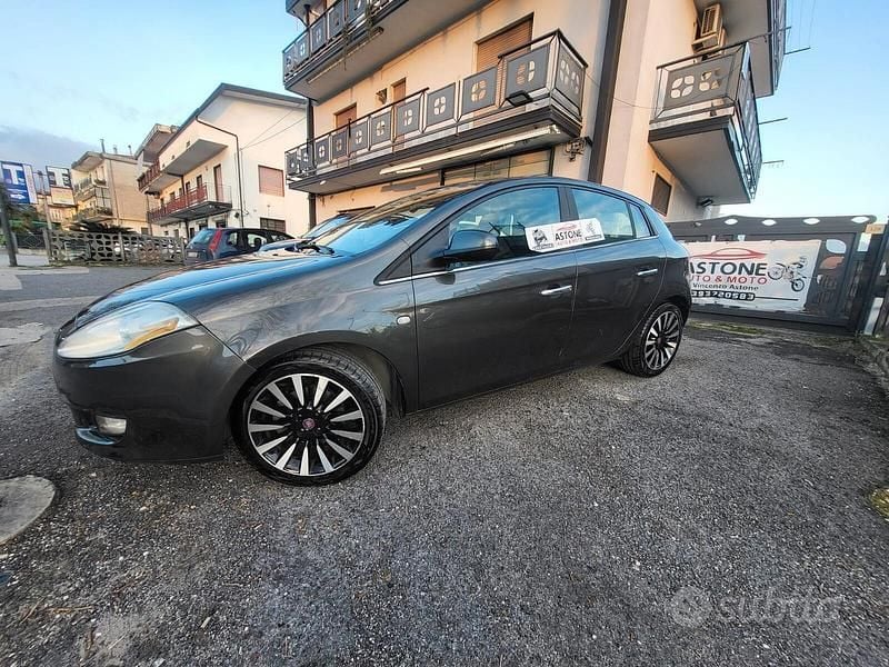 Usata Fiat Bravo Emotion 105 CV (77 kW) 2008 Grigio Utilitaria