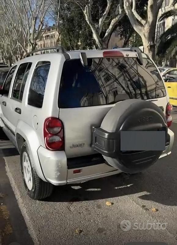Usata Jeep Cherokee Limited 163 CV (119 kW) 2007 SUV