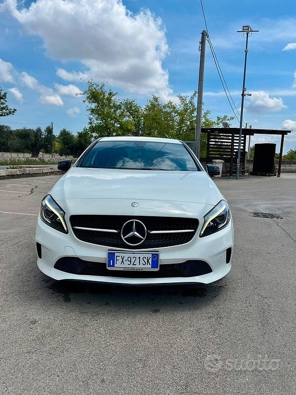 Usata Mercedes A200 Premium 136 CV (100 kW) 2017 Bianco Berlina