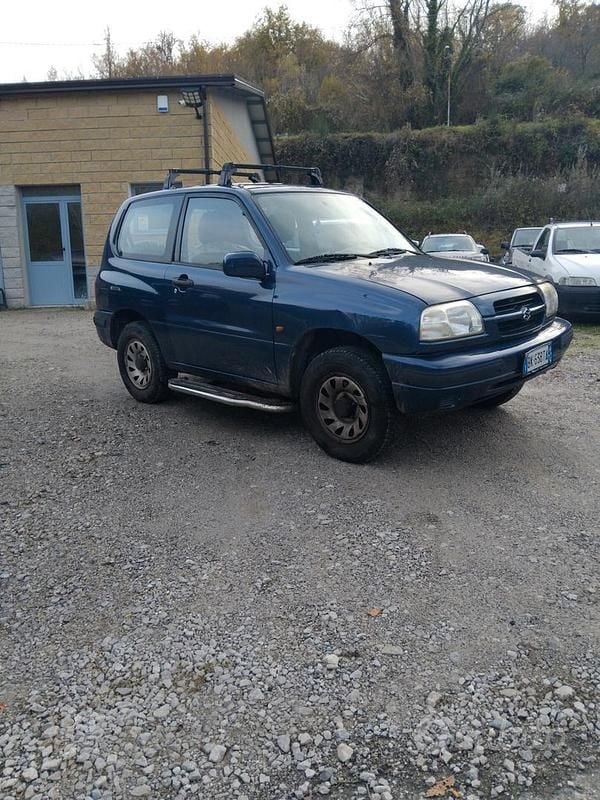 Verde Usata 2000 Suzuki Grand Vitara SUV | 3999 € (Super prezzo) - Immagine 1/2