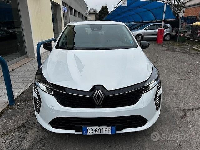 Usata Renault Clio V Evolution 101 CV (74 kW) 2023 Bianco Berlina