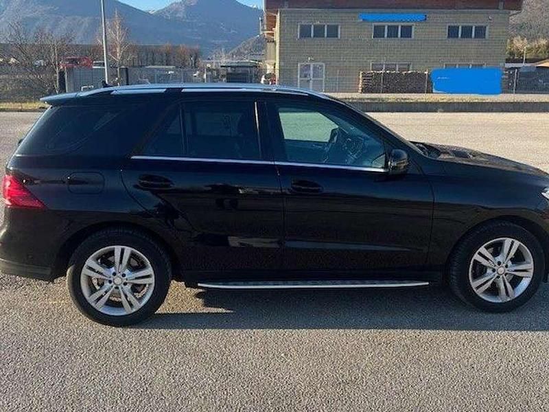 Usata Mercedes GLE250 Premium 204 CV (150 kW) 2016 Nero SUV
