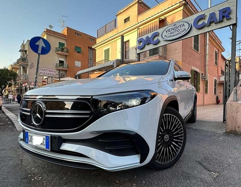 Bianco Usata 2022 Mercedes EQA250 Premium SUV | 32.900 € (Buon prezzo) - Immagine 1/4