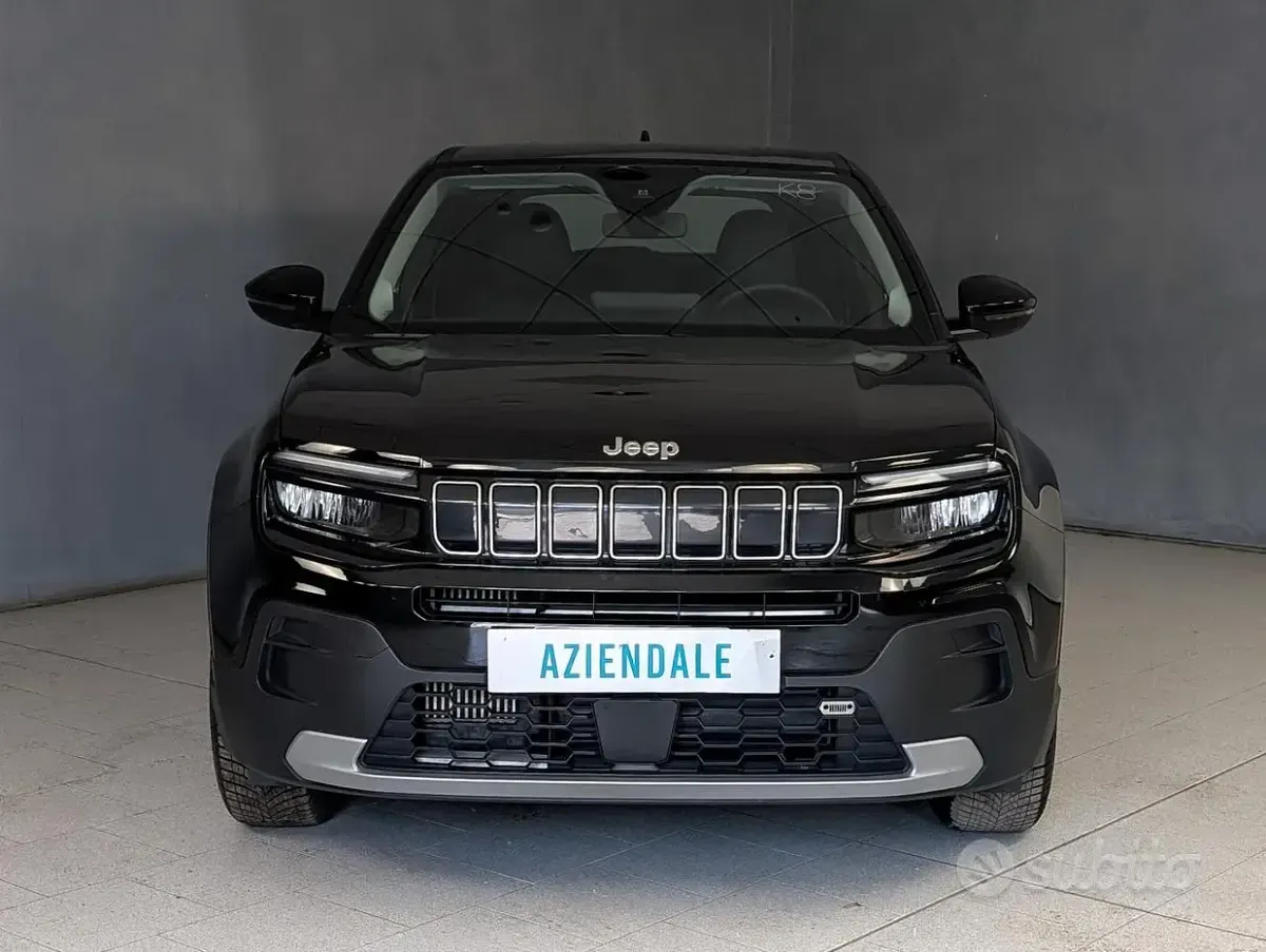 Usata Jeep Avenger Altitude 101 CV (74 kW) 2024 Nero SUV