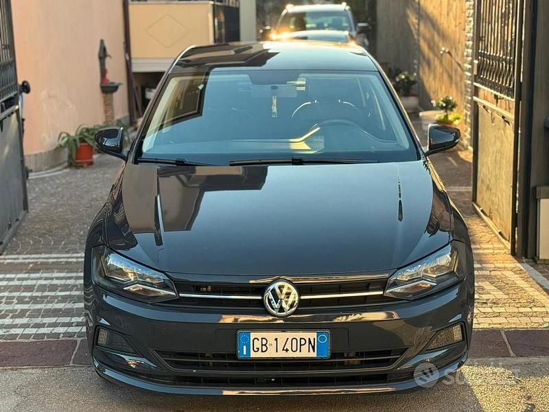 Usata VW Polo Highline 95 CV (69 kW) 2020 Grigio Berlina