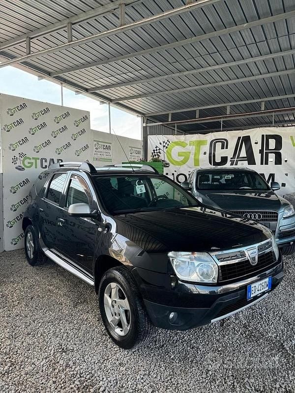 Usata Dacia Duster Lauréate 110 CV (80 kW) 2010 Nero SUV