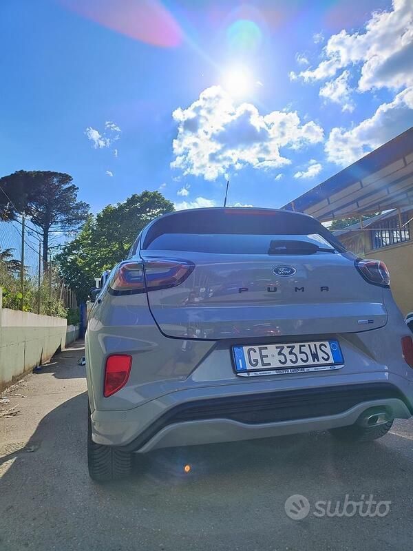 Usata Ford Puma ST-Line 125 CV (91 kW) 2021 Grigio Utilitaria