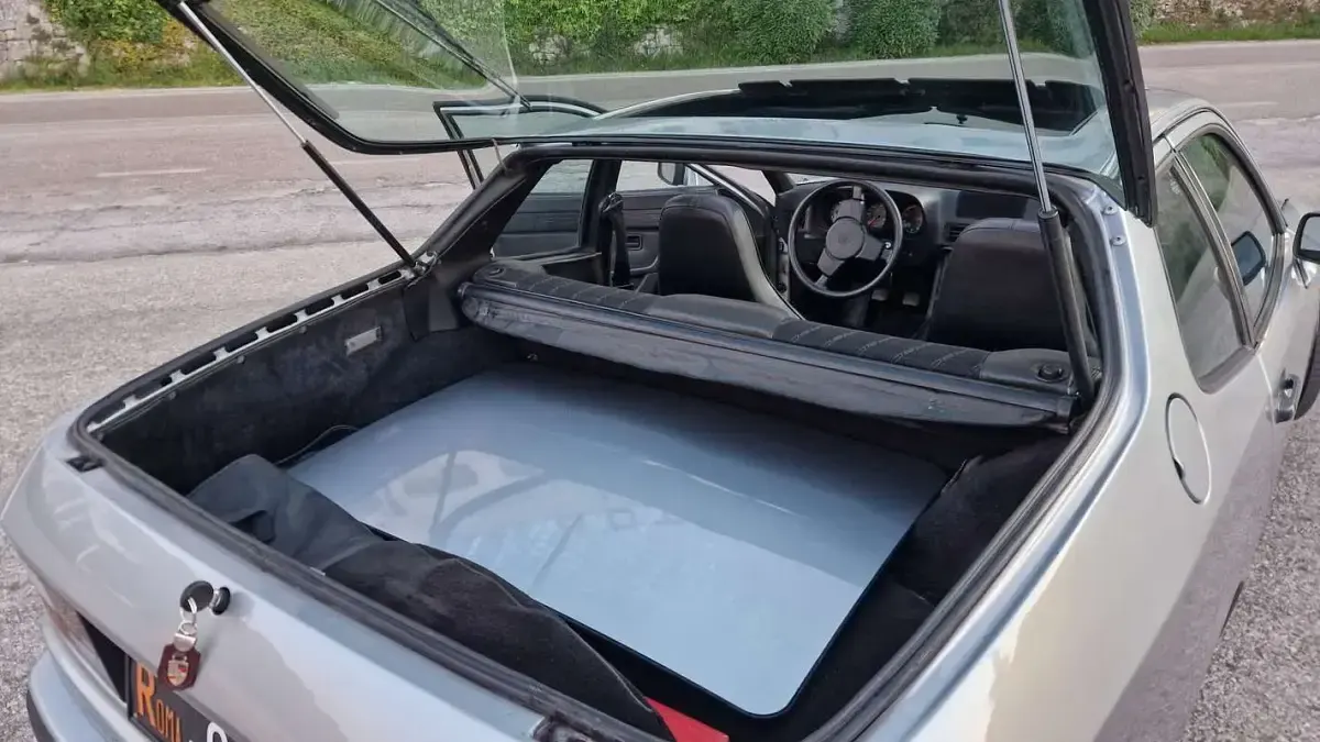 Usata Porsche 924 125 CV (91 kW) 1984 Grigio Coupé