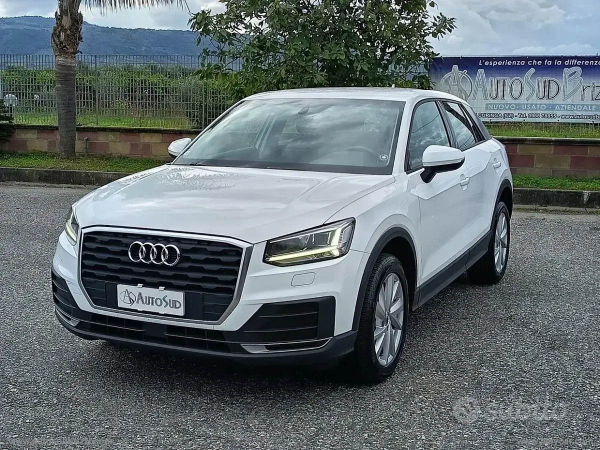 Usata Audi Q2 Business 116 CV (85 kW) 2017 Bianco SUV