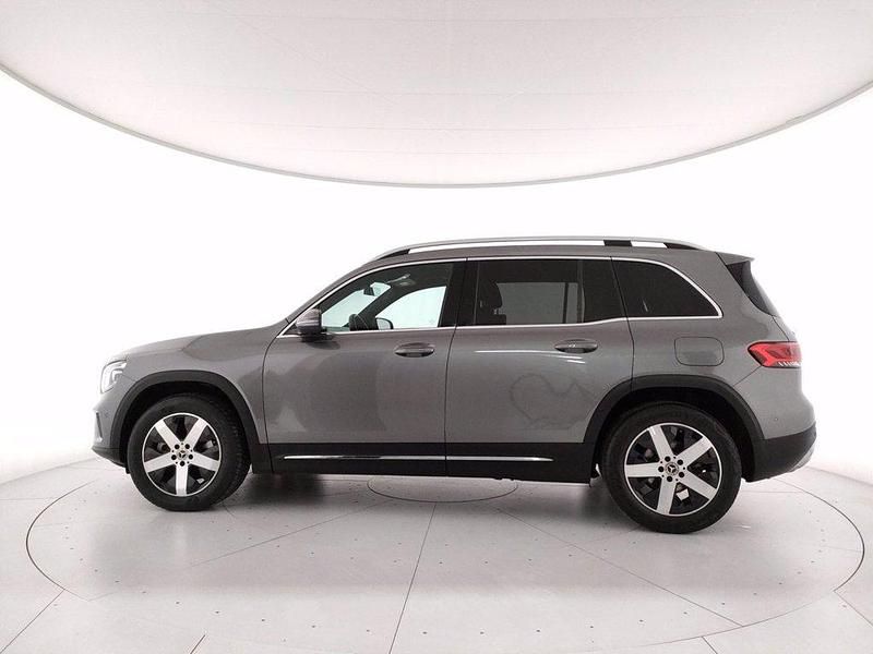 Usata Mercedes GLB200 163 CV (119 kW) 2021 Grigio SUV