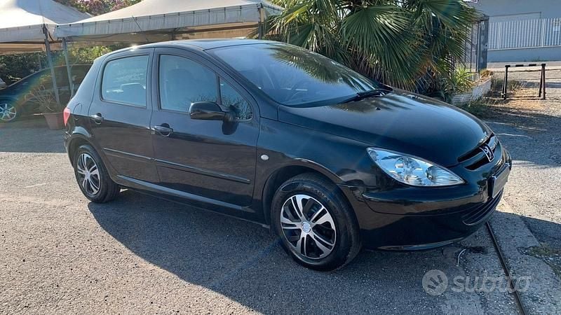 Usata Peugeot 307 109 CV (80 kW) 2005 Nero Berlina