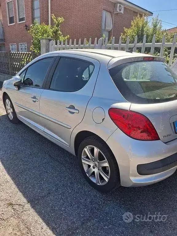 Usata Peugeot 207 90 CV (66 kW) 2006 Grigio Berlina