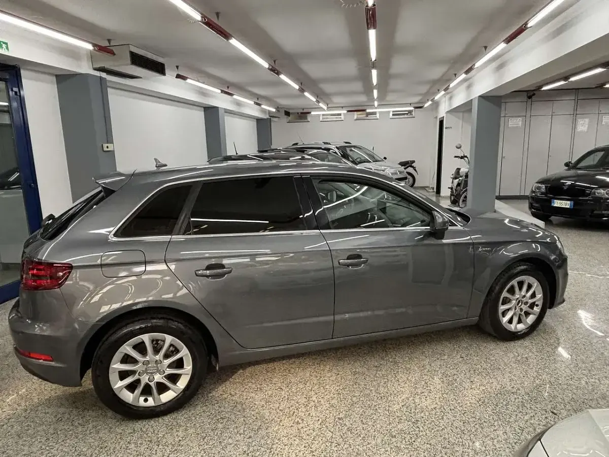 Usata Audi A3 Ambition 110 CV (80 kW) 2015 Grigio Berlina