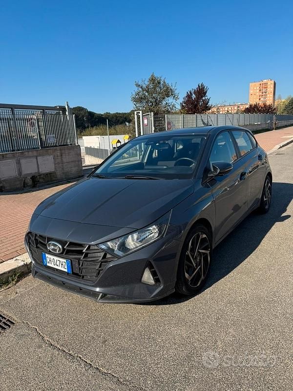 Usata Hyundai i20 84 CV (61 kW) 2021 Blu Utilitaria