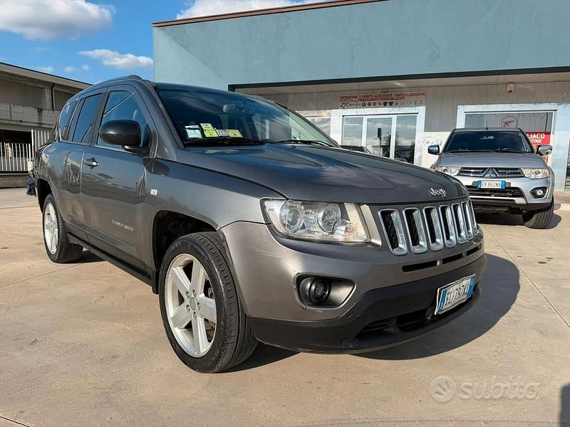 Usata Jeep Compass 163 CV (119 kW) 2012 Grigio SUV