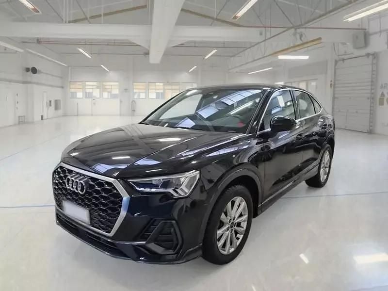 Usata Audi Q3 Sportback Business Plus 149 CV (109 kW) 2023 Nero SUV