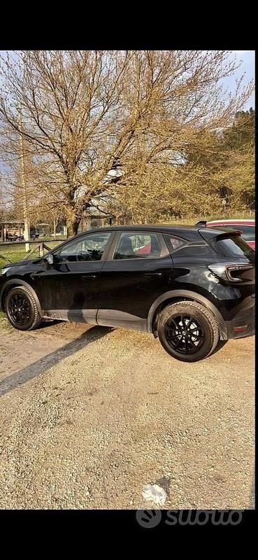 Usata Renault Captur 91 CV (66 kW) 2024 Nero SUV