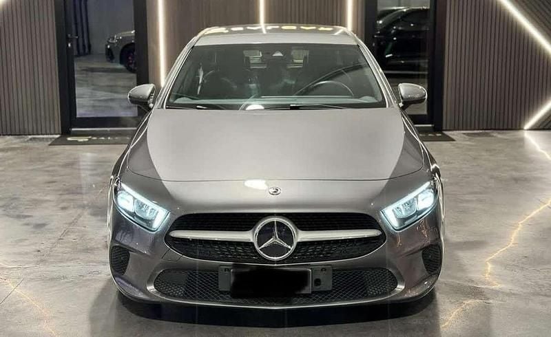 Usata Mercedes A180 Business 116 CV (85 kW) 2020 Berlina