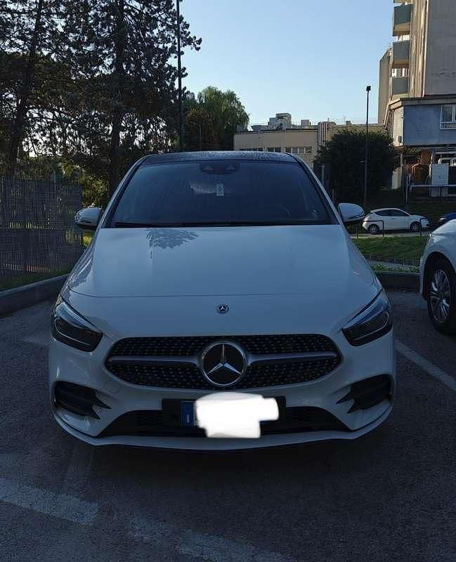 Usata Mercedes B200 Premium 163 CV (119 kW) 2020 Monovolume
