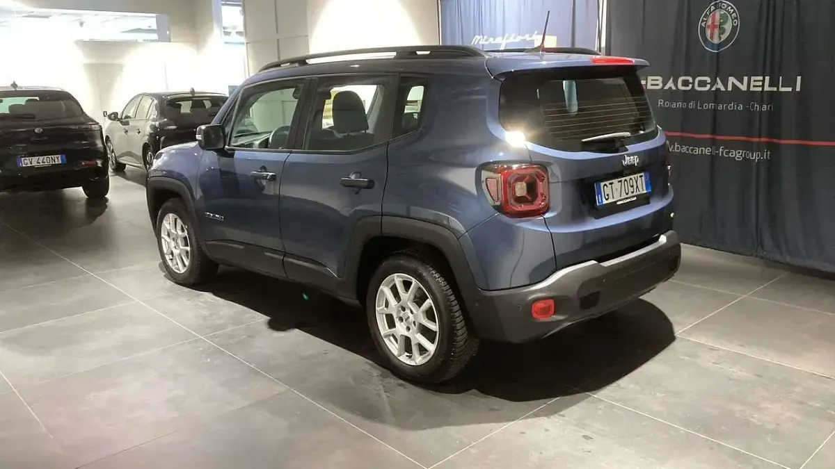 Usata Jeep Renegade Altitude 131 CV (96 kW) 2024 Blu/azzurro SUV