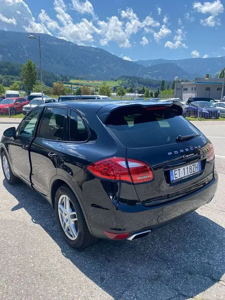 Usata Porsche Cayenne 245 CV (180 kW) 2013 Nero SUV