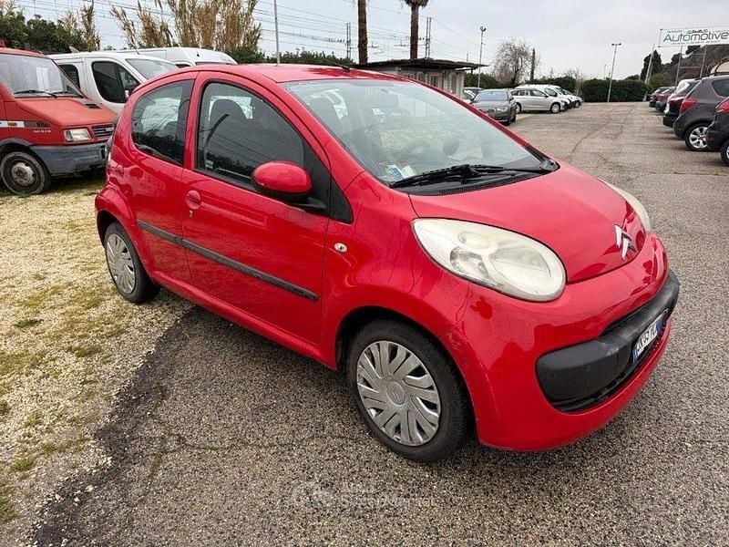 Usata Citroën C1 55 CV (40 kW) 2008 Rosso pastello Utilitaria
