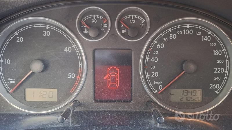 Usata VW Passat 130 CV (95 kW) 2005 Berlina