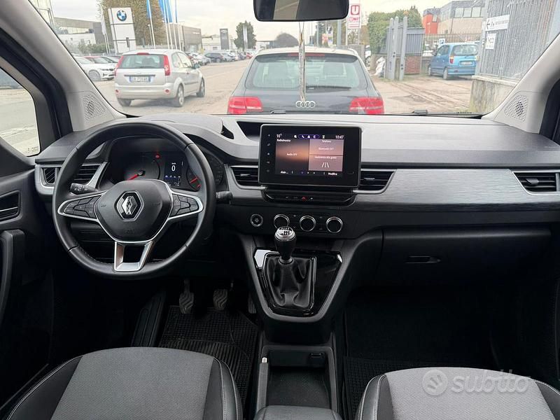 Usata Renault Kangoo Equilibre 95 CV (69 kW) 2024 Bianco Berlina