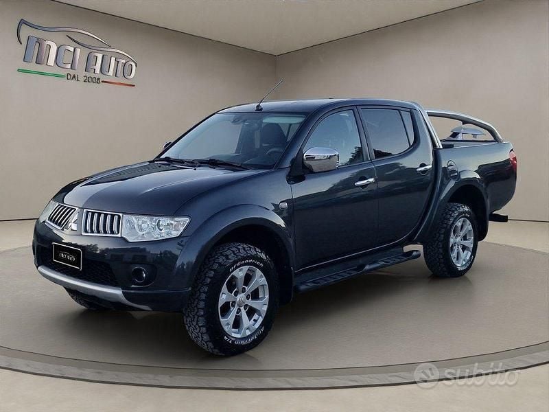 Usata Mitsubishi L200 Intense+ 178 CV (130 kW) 2011 Grigio Pick-up