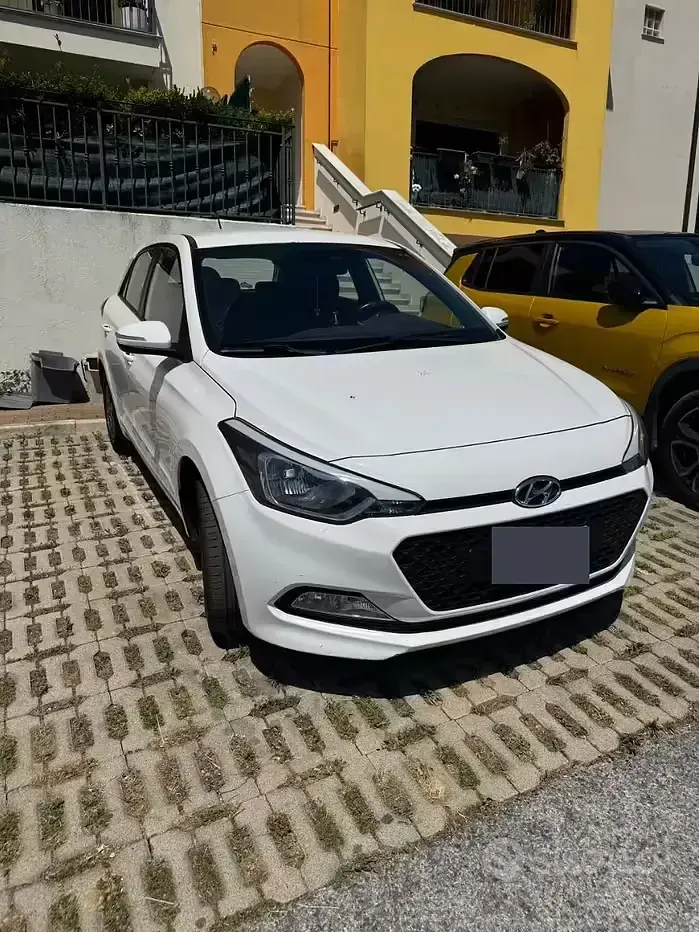 Occasion Hyundai i20 84 ch (61 kW) 2018 Blanc Berline