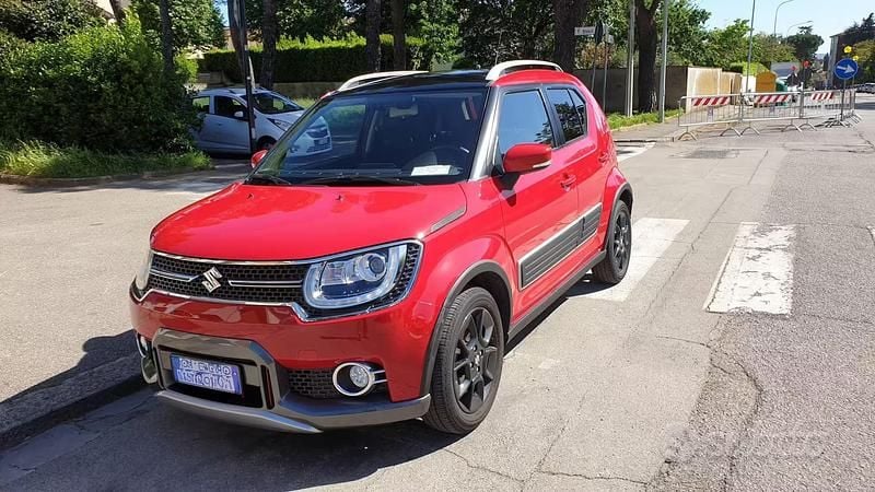 Usata Suzuki Ignis 90 CV (66 kW) 2017 Rosso SUV