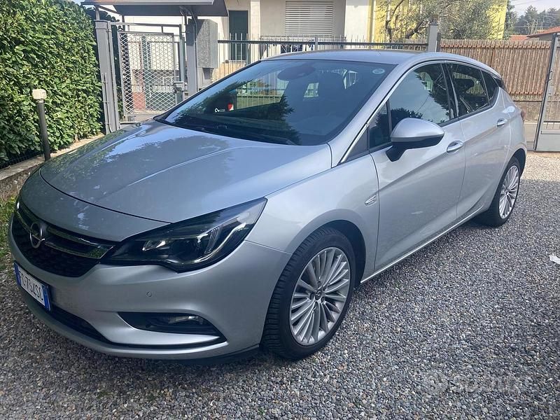 Usata Opel Astra Cosmo 136 CV (100 kW) 2016 Grigio Berlina