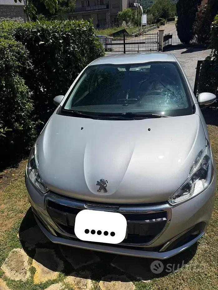 Usata Peugeot 208 Active 75 CV (55 kW) 2016 Utilitaria