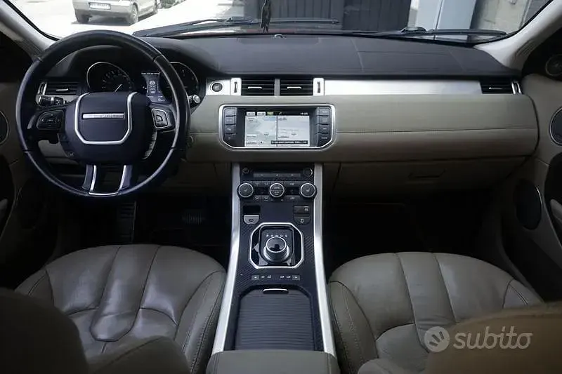 Usata Land Rover Range Rover evoque Dynamic 150 CV (110 kW) 2014 Rosso SUV