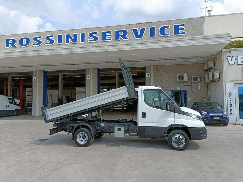 Nuova Iveco Daily 160 CV (117 kW) 2025 Bianco Furgone