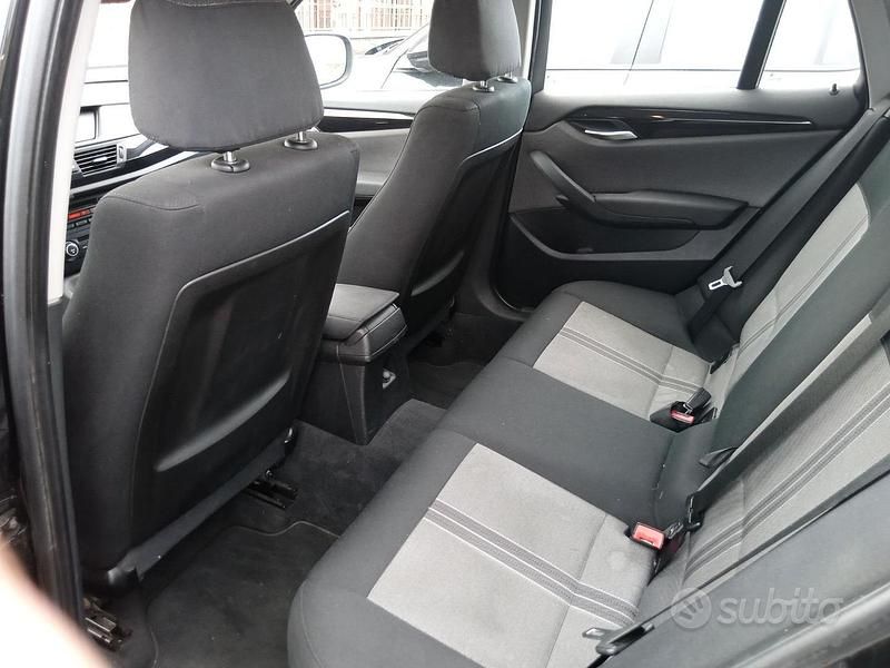 Usata BMW X1 143 CV (105 kW) 2011 Nero SUV