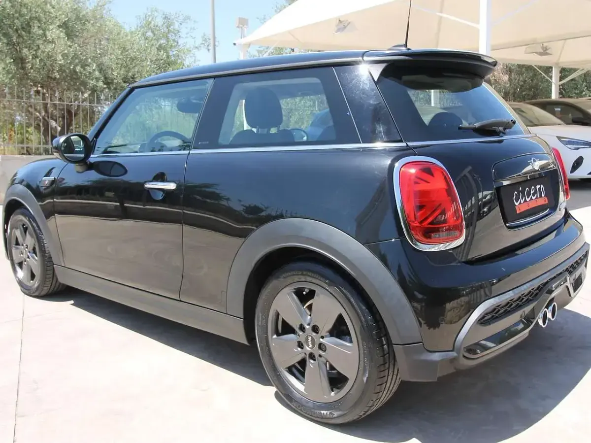 Usata Mini Cooper S Classic 178 CV (130 kW) 2022 Nero Utilitaria