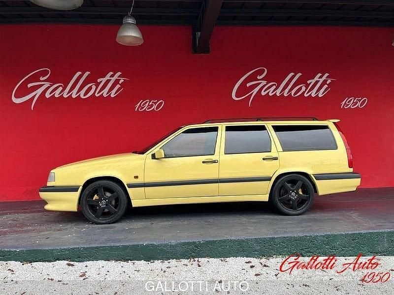 Usata Volvo 850 226 CV (166 kW) 1994 Giallo Station wagon