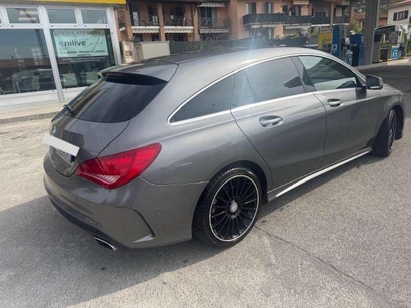 Usata Mercedes CLA220 177 CV (130 kW) 2015 Berlina