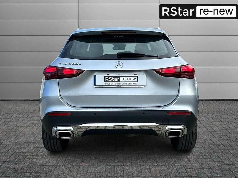 Usata Mercedes GLA200 Advanced Plus 150 CV (110 kW) 2025 Argento SUV