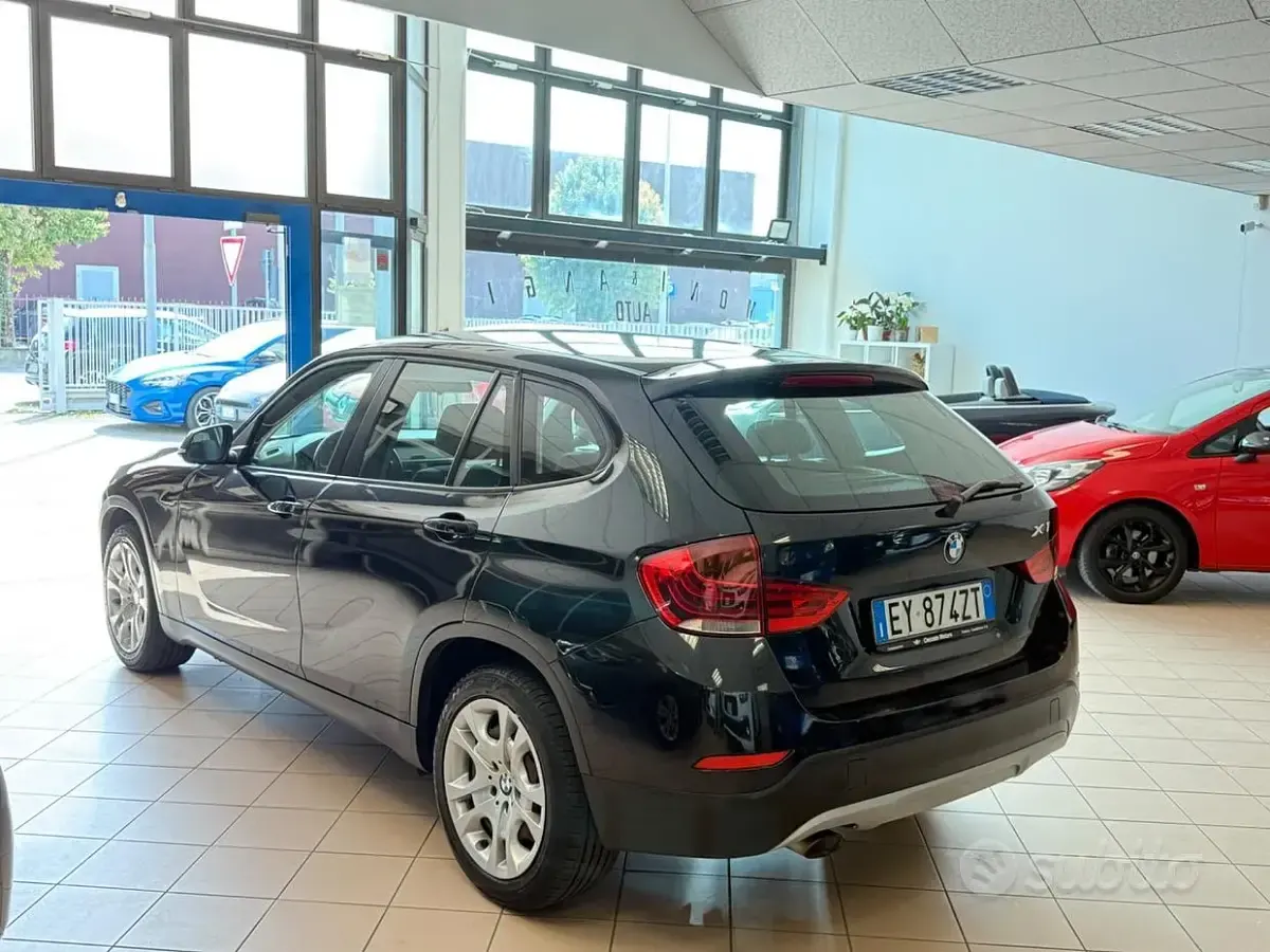 Usata BMW X1 143 CV (105 kW) 2015 Nero SUV