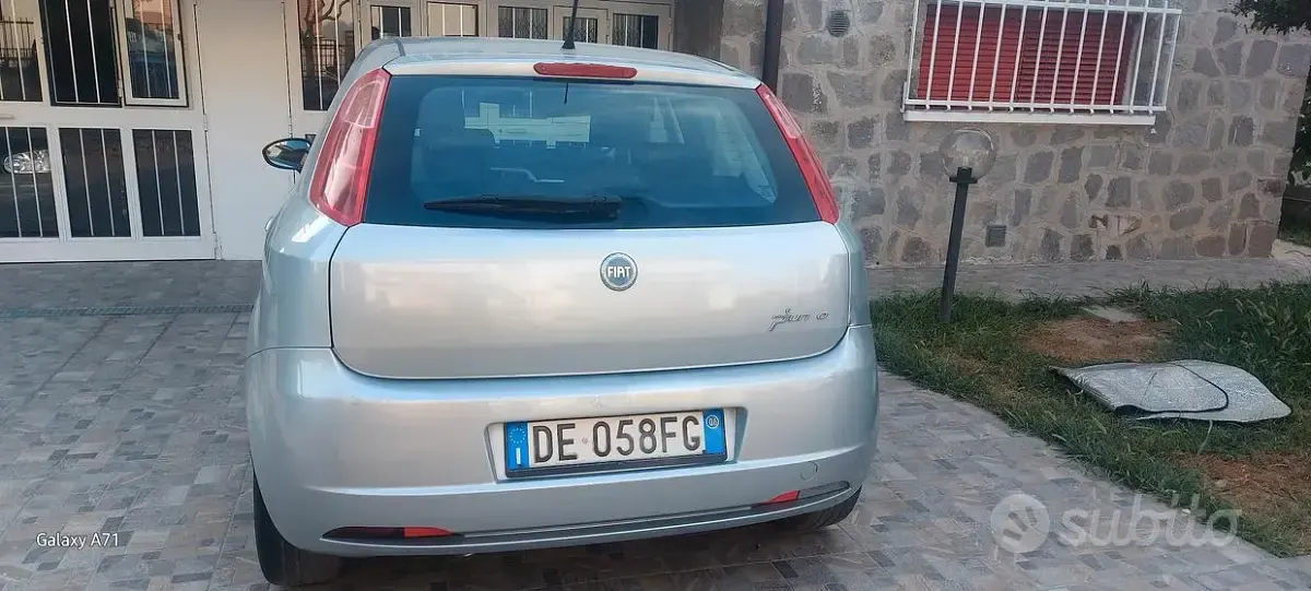 Usata Fiat Grande Punto 75 CV (55 kW) 2006 Grigio Utilitaria