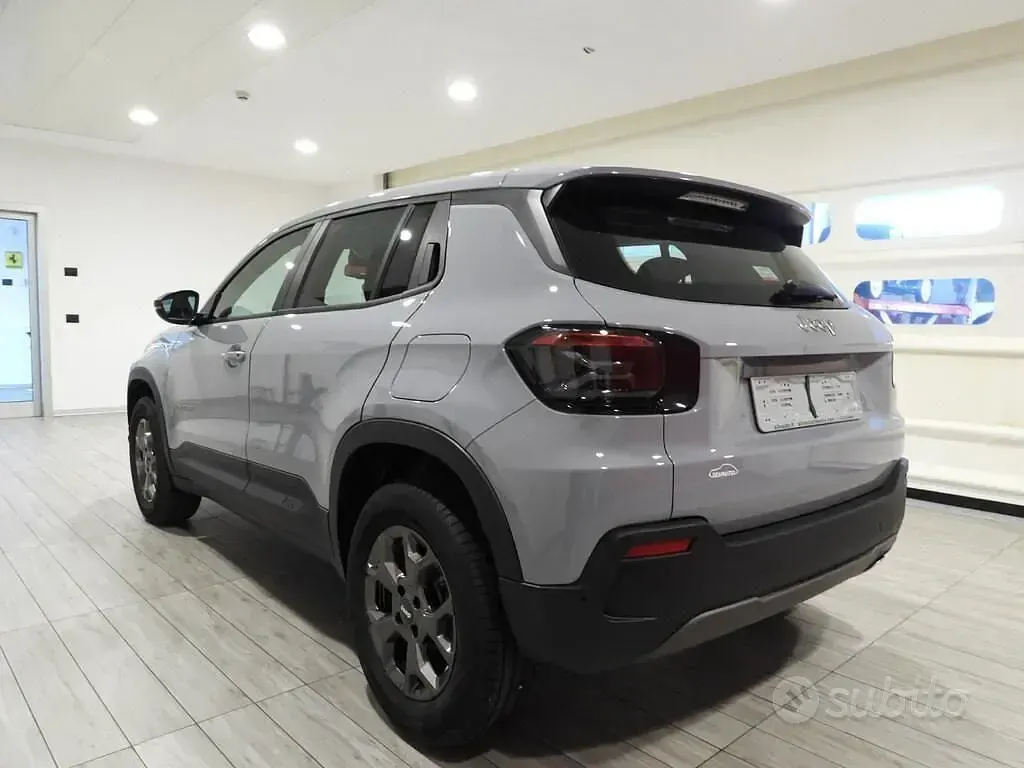 Nuova Jeep Avenger Longitude 100 CV (73 kW) 2026 SUV