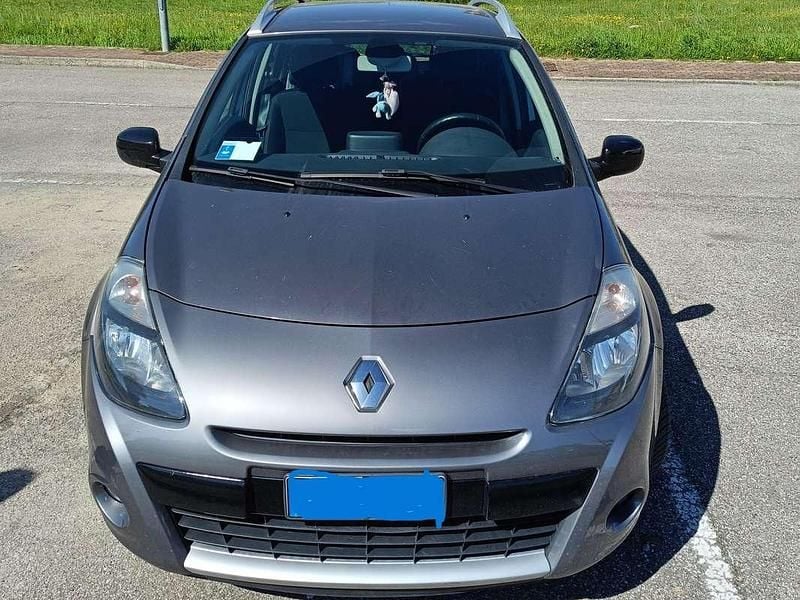 Usata Renault Clio GrandTour 86 CV (63 kW) 2011 Grigio Station wagon