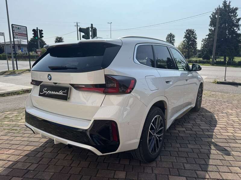 Mineral white Usata 2024 BMW X1 M Sport SUV | 43.500 € (Super prezzo) - Immagine 1/4