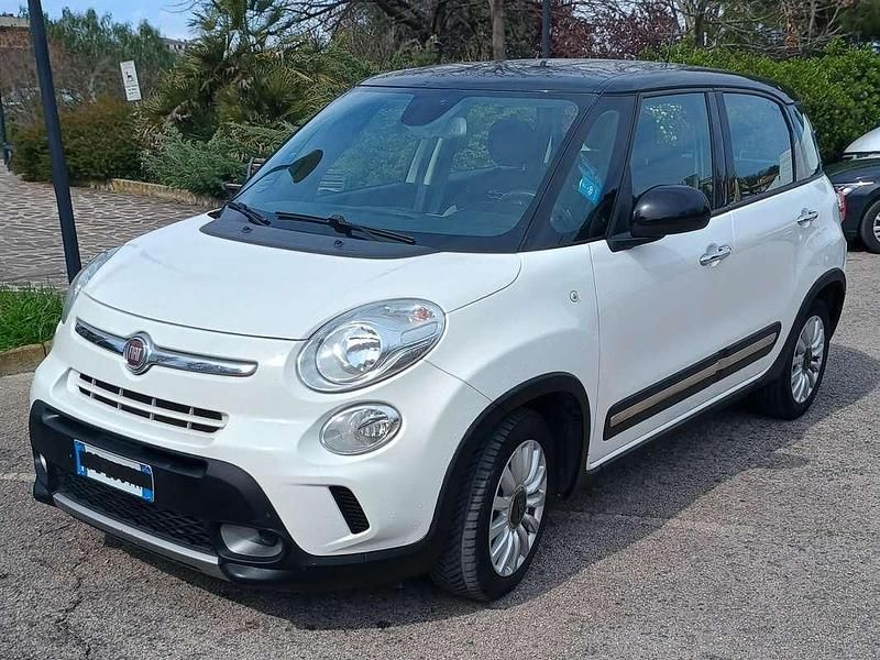 Usata Fiat 500L Trekking 120 CV (88 kW) 2014 Bianco Monovolume