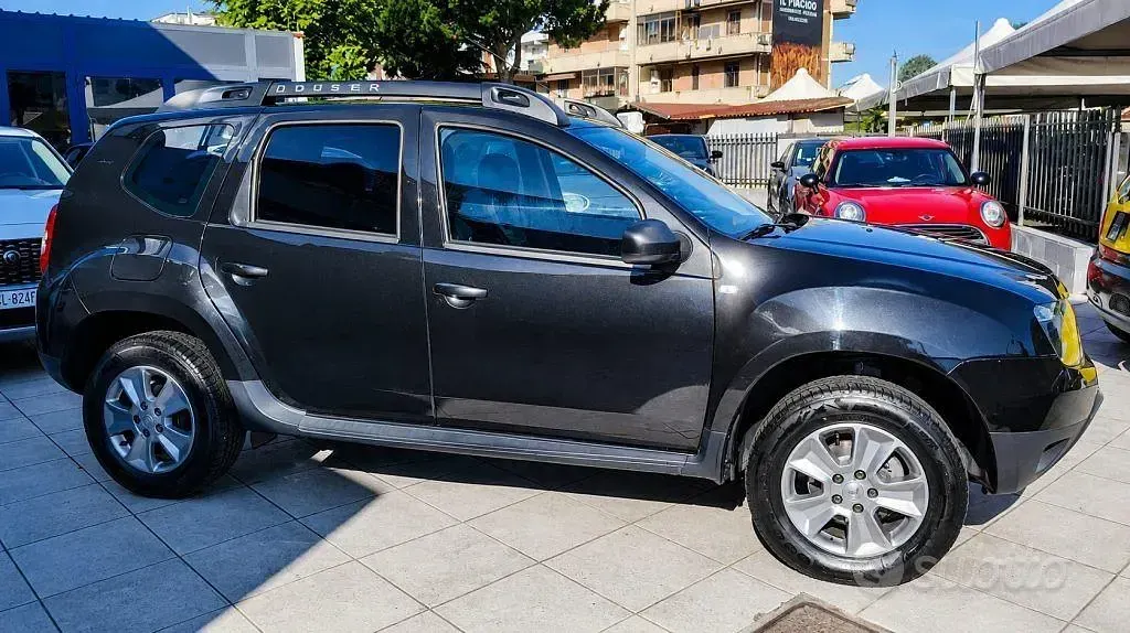 Usata Dacia Duster 109 CV (80 kW) 2016 Nero SUV