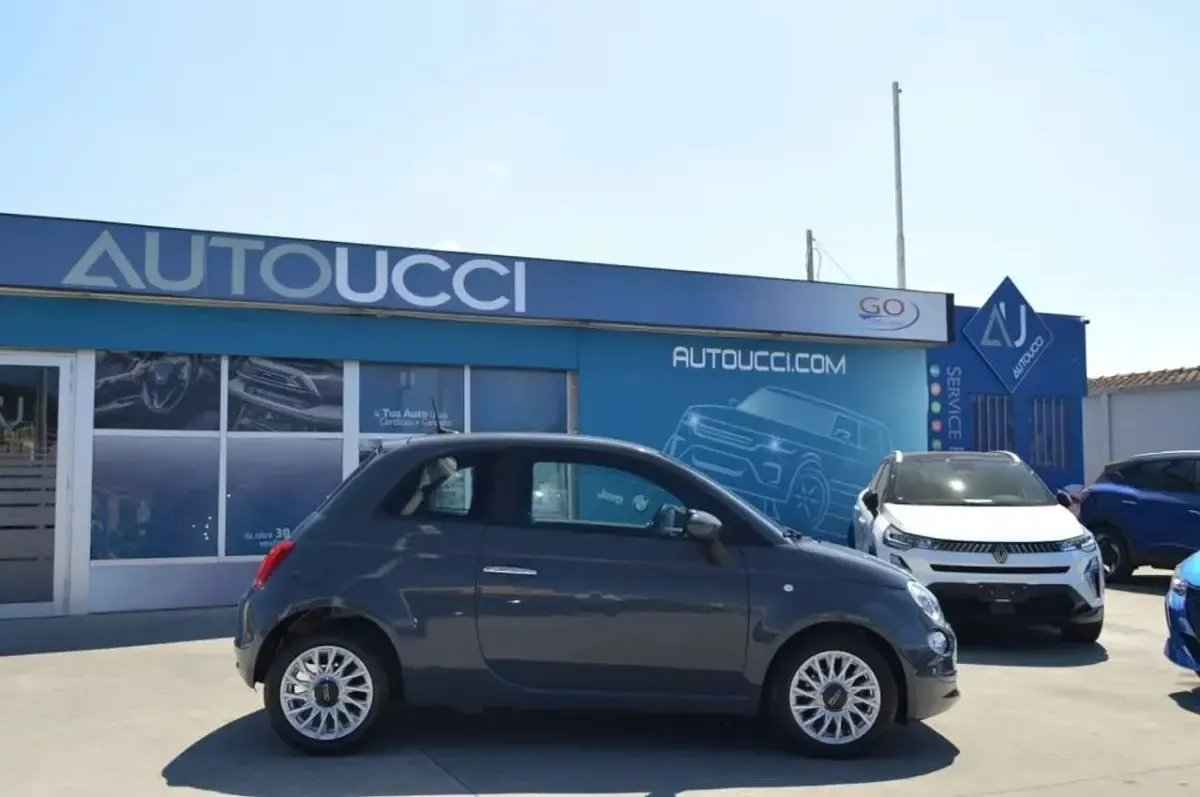 Usata Fiat 500 69 CV (50 kW) 2022 Grigio colosseo Utilitaria