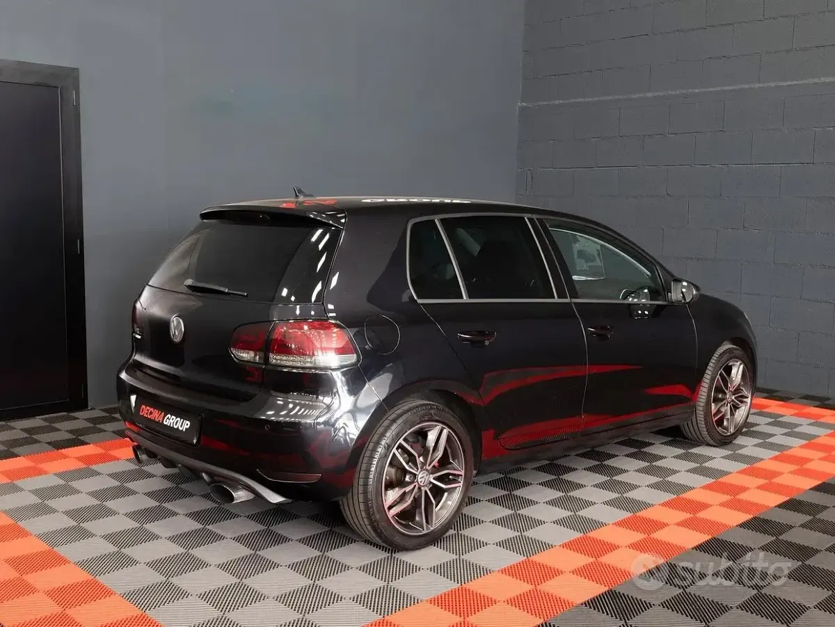 Usata VW Golf VII 140 CV (102 kW) 2012 Nero Utilitaria